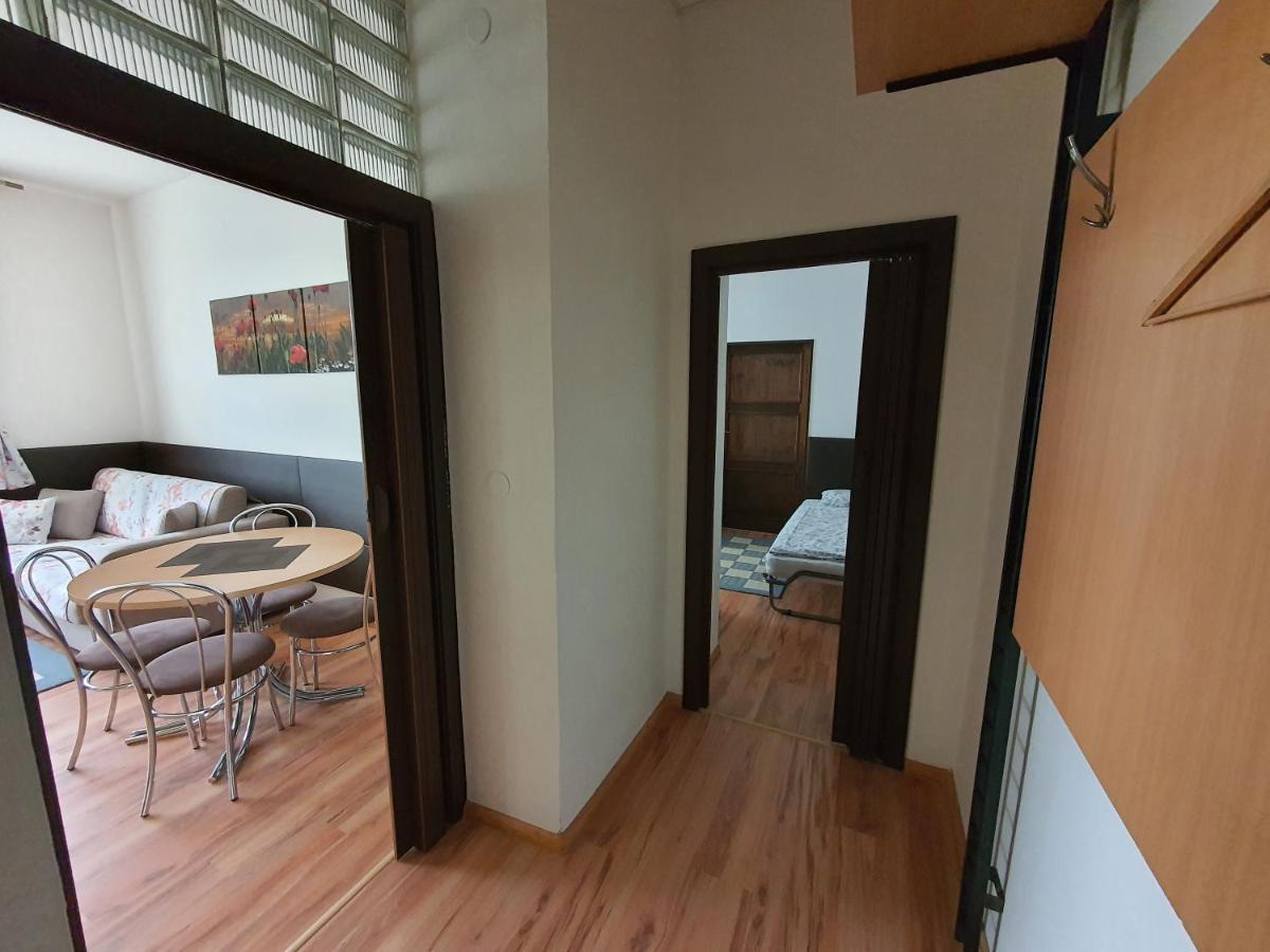 Apartma Na Hane Apartment *