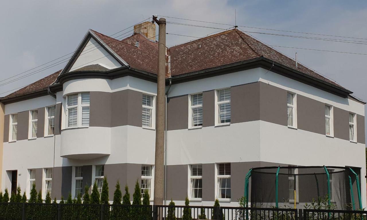 Apartma Na Hane * Kostelec na Hane